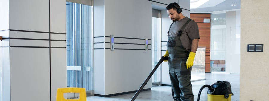 Why Overnight Janitorial Cleaning Is Non-Negotiable for High-End Hotels